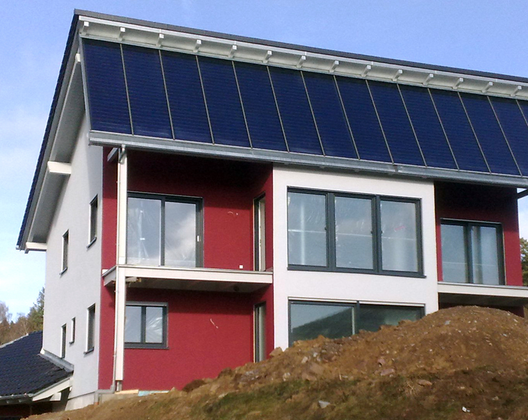 100 % Sonnenhaus ohne zusätzliche Heizquelle 59,6 qm Solarkollektor / 21.410 ltr. Pufferspeicher